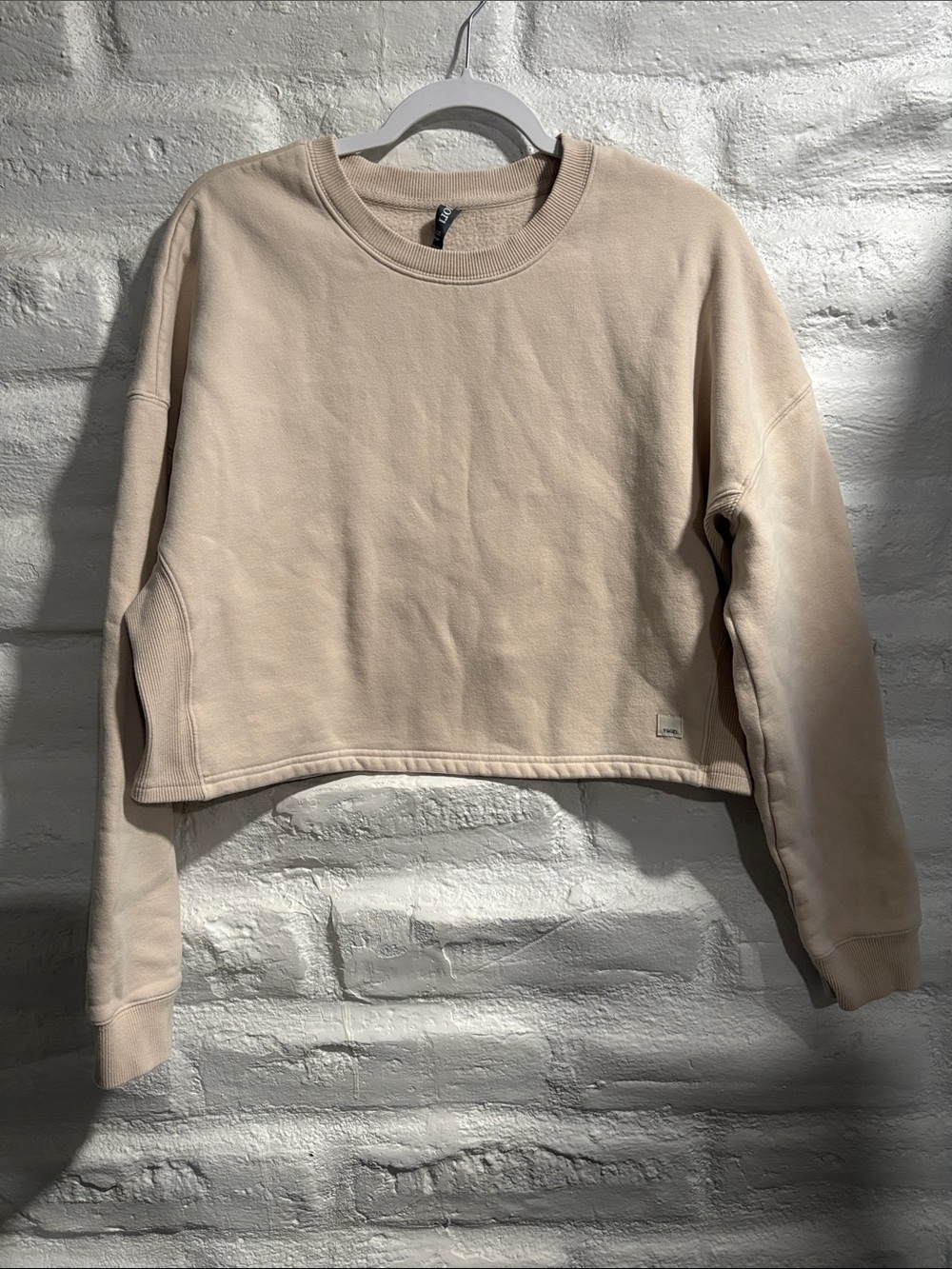 Vuori Restore Crop Crew Sweatshirt